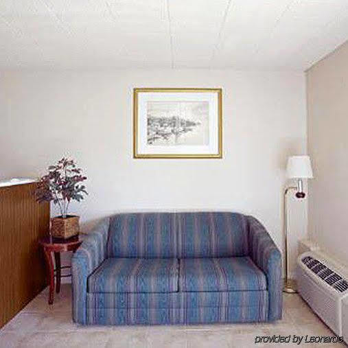 Hotel 6-new Stanton, Pa 2*