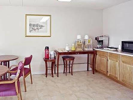 Hotel 6-new Stanton, Pa 2*