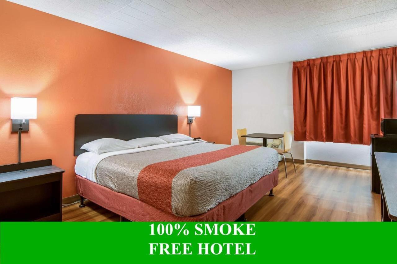 6-new Stanton, Pa Hotel 2*